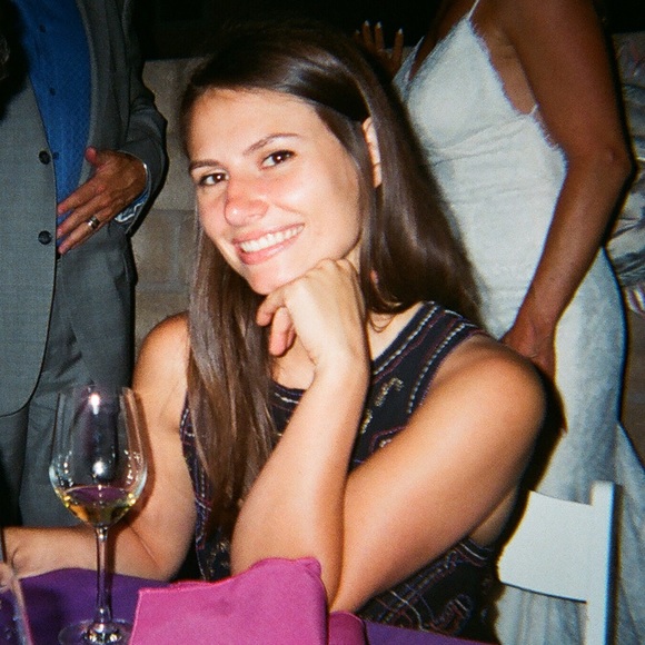 Meet your Posher, Anna - Picture 1 of 1